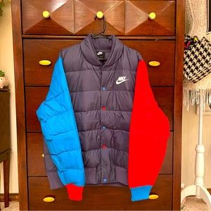 *BRAND NEW* NIKE SPORTSWEAR DOWN-FILL BOMBER PUFFER